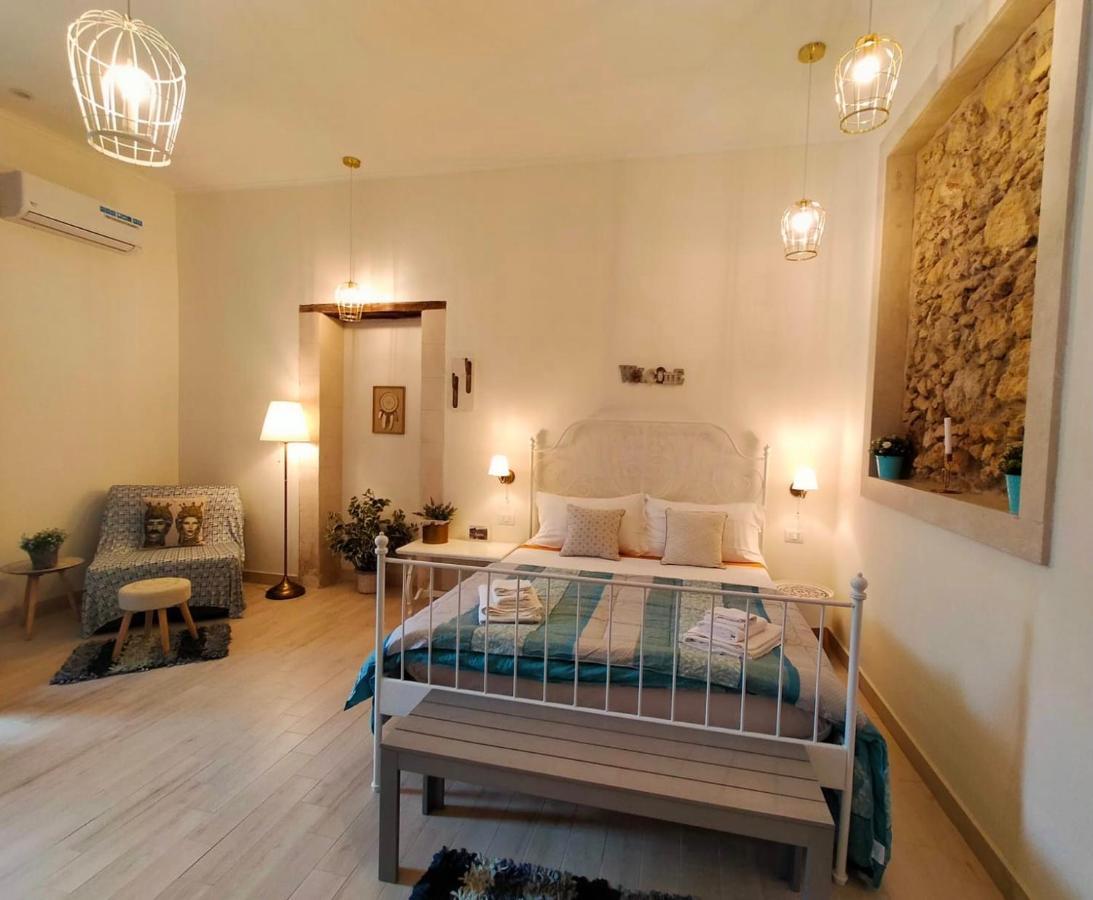 La Casa Di Auri Villa Szirakúza Kültér fotó